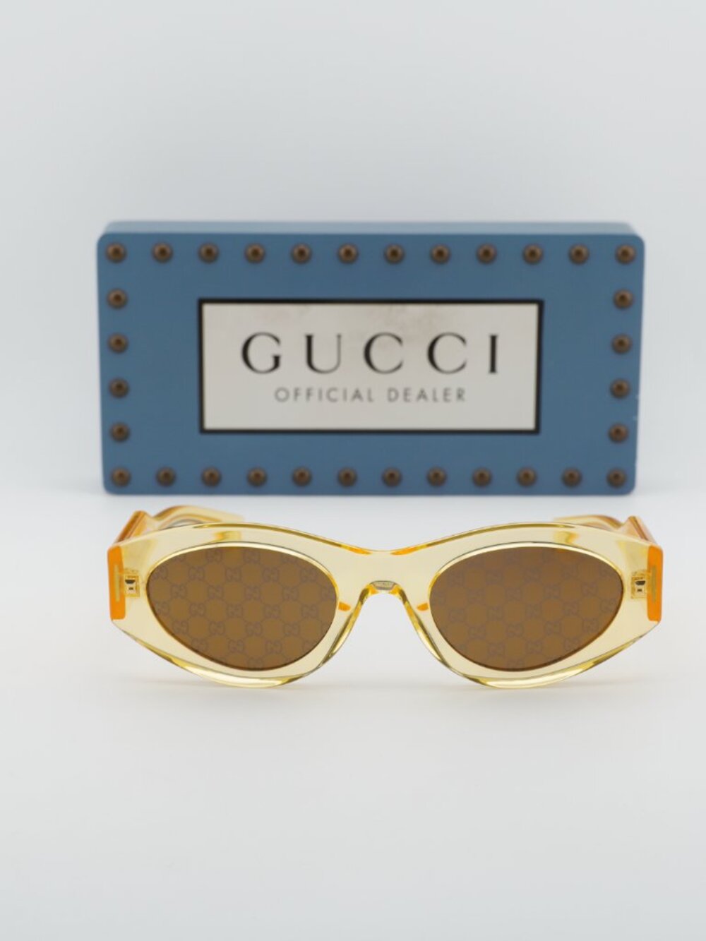 Gucci GG2065S 004 Cat Eye Sunglasses - Yellow / Brown with Logo - Picture 6 of 11
